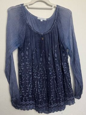 Tempo Paris Romantic Floral Flowing Lightweight Blouse